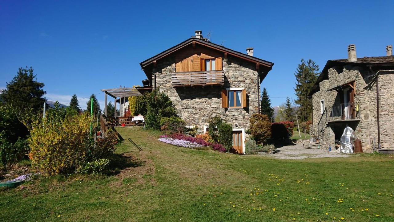 Vila Casa Delle Rose Teglio Exteriér fotografie