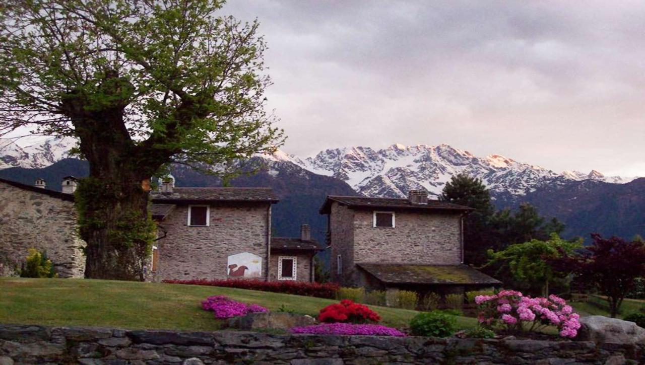 Vila Casa Delle Rose Teglio Exteriér fotografie