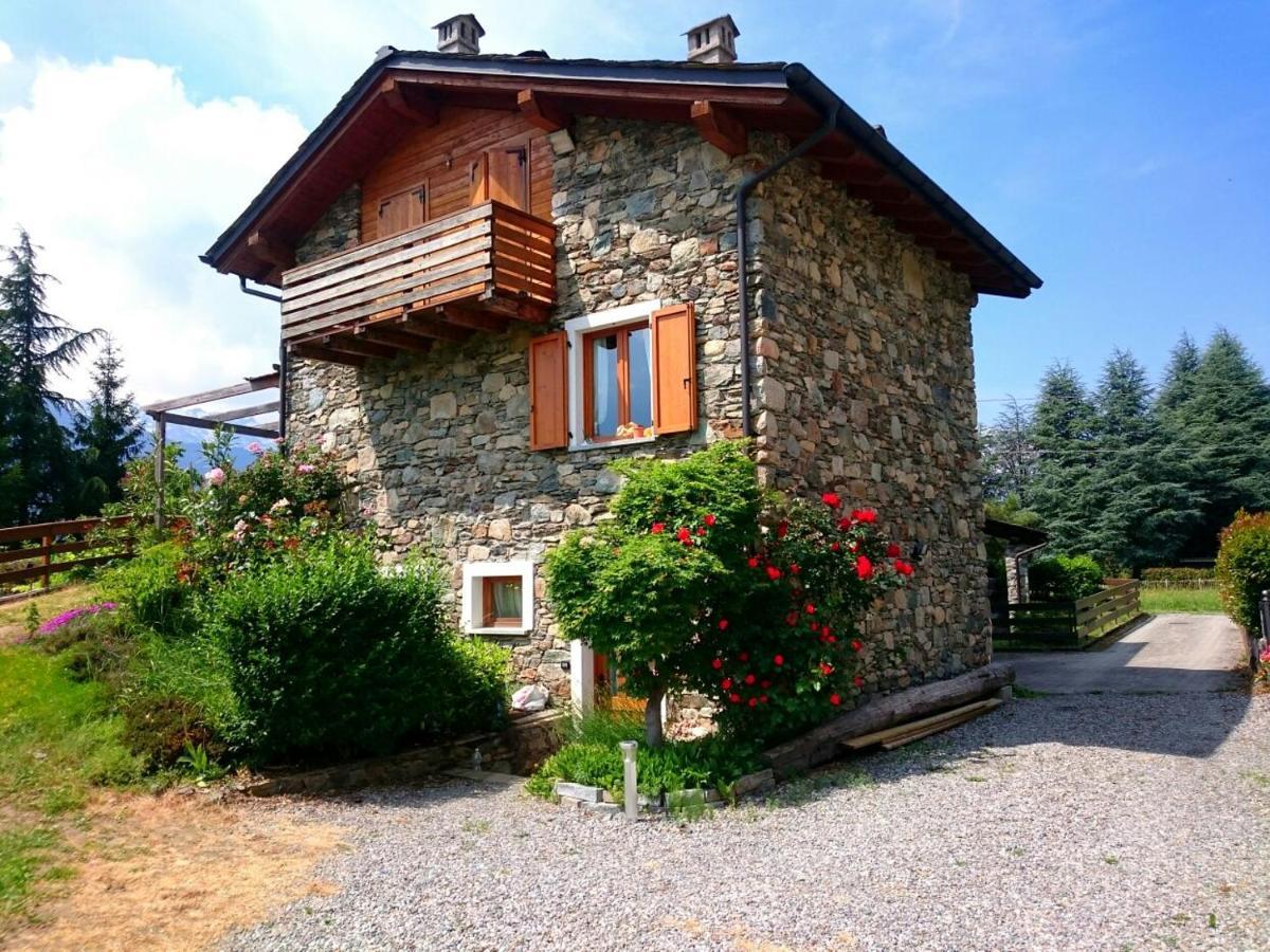 Vila Casa Delle Rose Teglio Exteriér fotografie