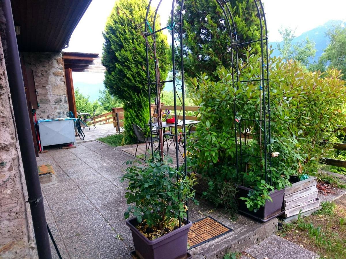 Vila Casa Delle Rose Teglio Exteriér fotografie