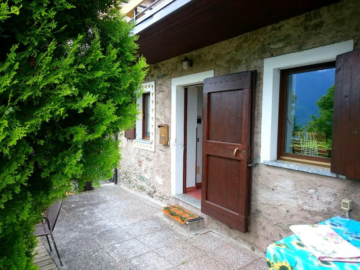 Vila Casa Delle Rose Teglio Exteriér fotografie