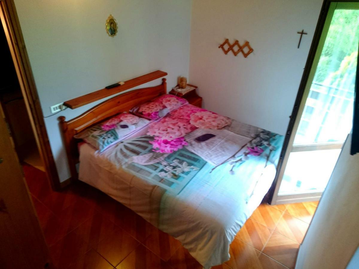 Vila Casa Delle Rose Teglio Exteriér fotografie